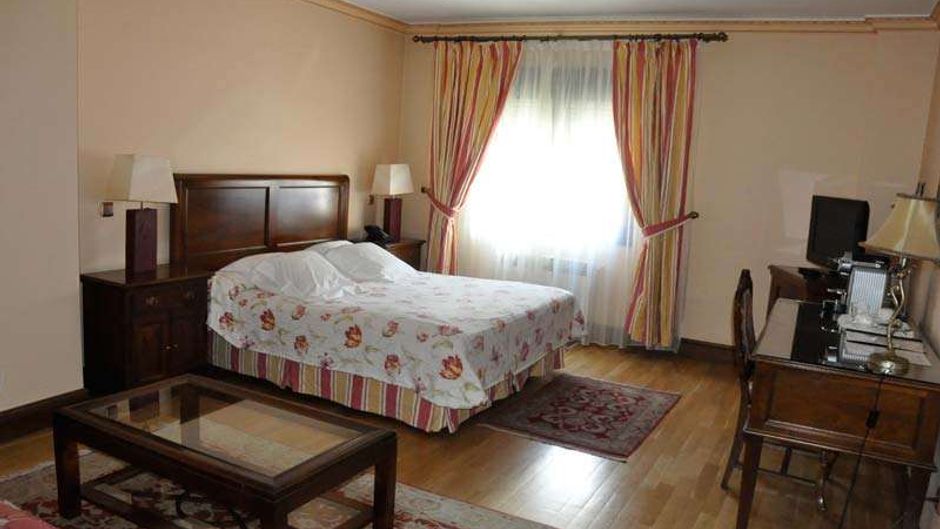 Hotel Aranda Room