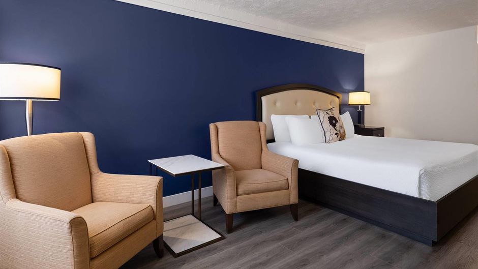 Travelodge by Wyndham Drummondville Room