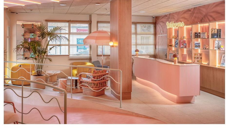 Nice Pam Hotel Lobby