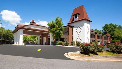 Days Inn by Wyndham Helen
