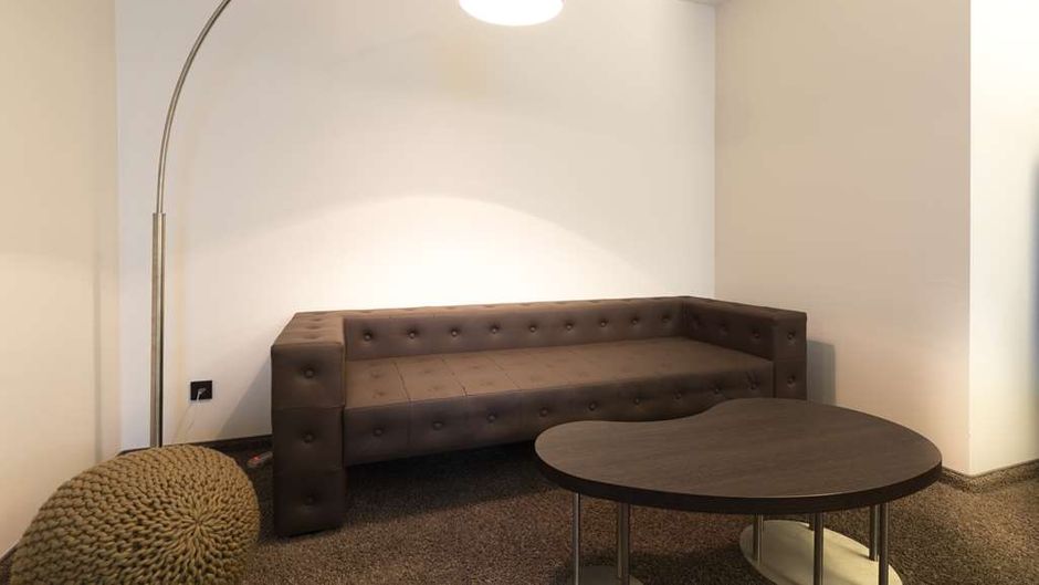 SAKS Urban Design Hotel Room