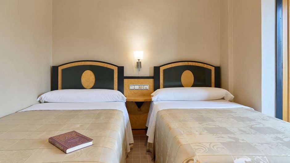 Macia Condor Hotel Room