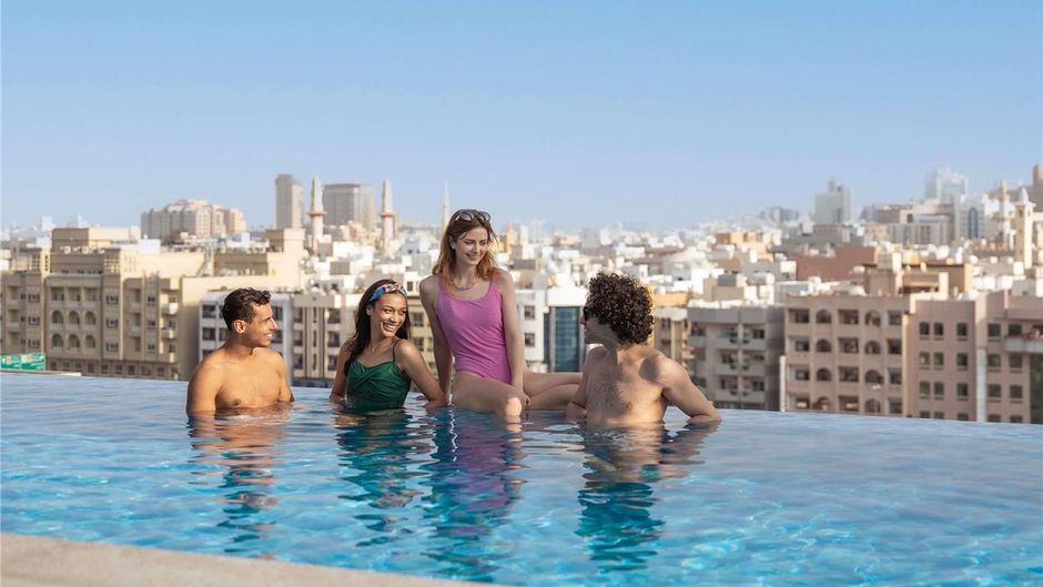 Mercure Dubai Deira Pool