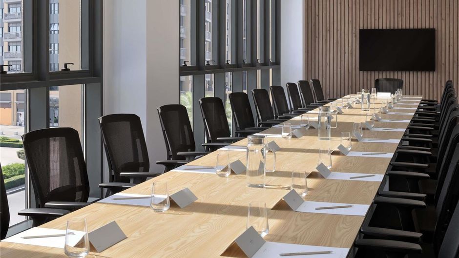 Mercure Dubai Deira Meeting