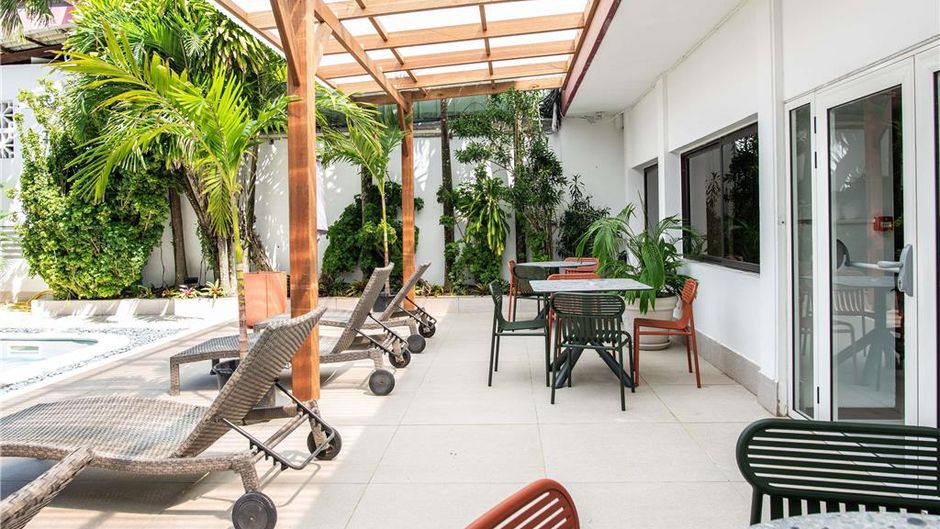 Ibis Styles Cayenne Centre Amazonia Pool