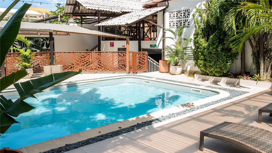Ibis Styles Cayenne Centre Amazonia Pool