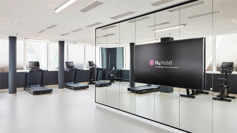 H4 Hotel Wyndham Paris Pleyel Resort Health
