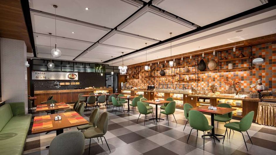 Ramada by Wyndham Xiangyang Fancheng Restaurant