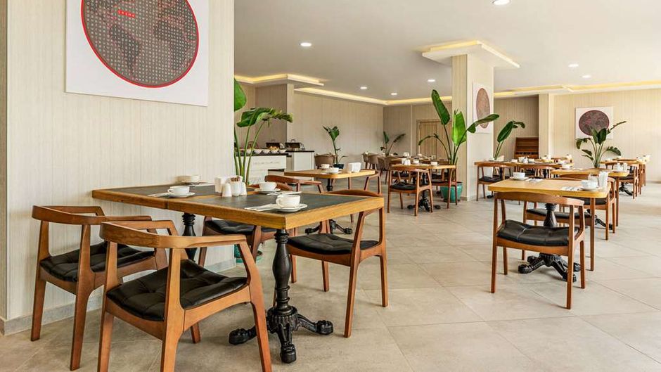 Ramada by Wyndham Cesme Restaurant