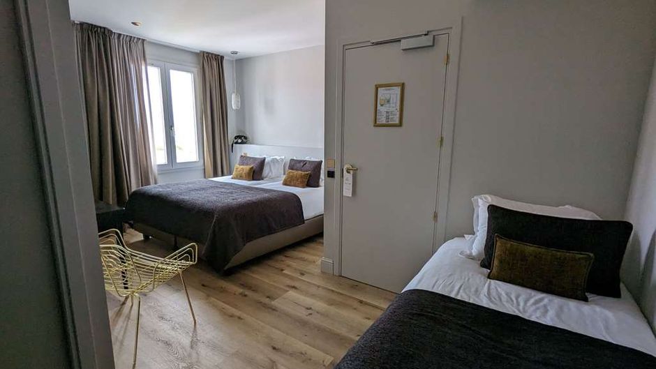 Hotel San Carlu Room
