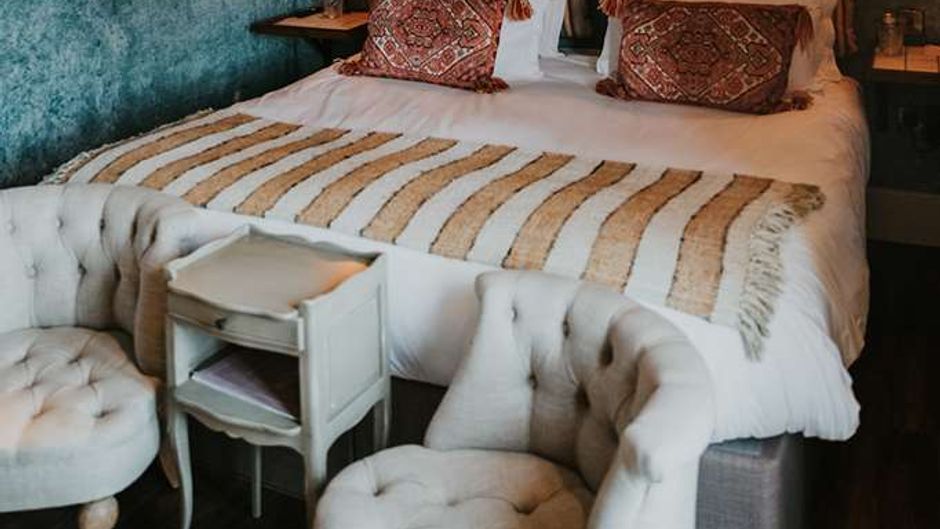 Runa Farm Room