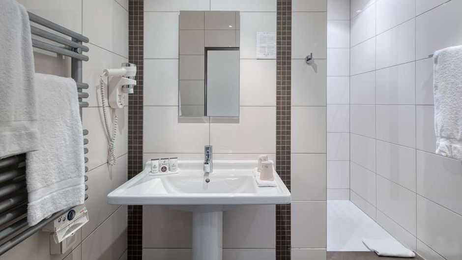 Van Der Valk Hotel Waterloo Room