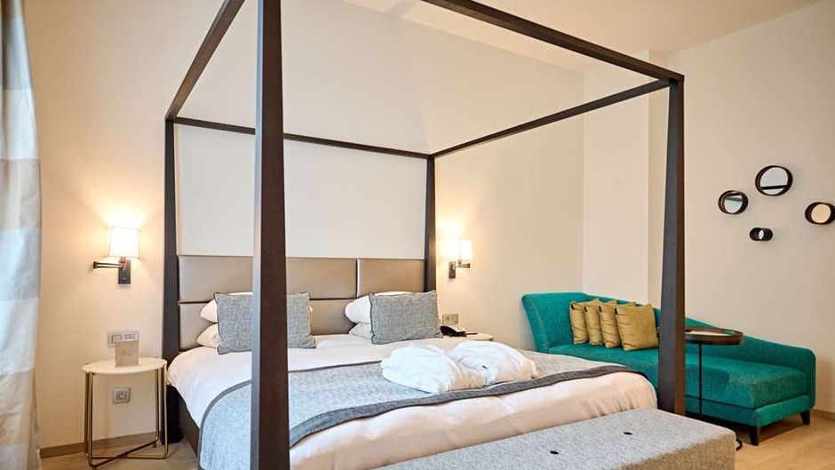 Van Der Valk Hotel Waterloo Room