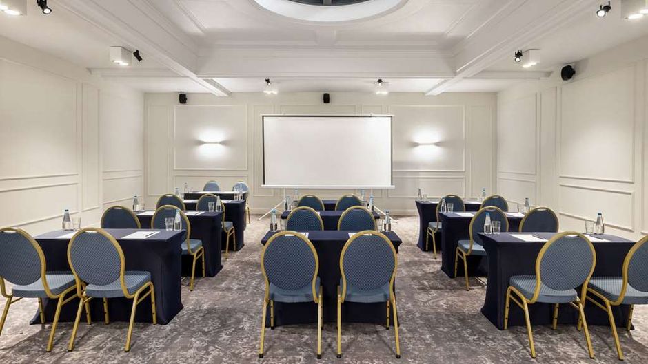 Wyndham Grand Krakow Old Town Meeting