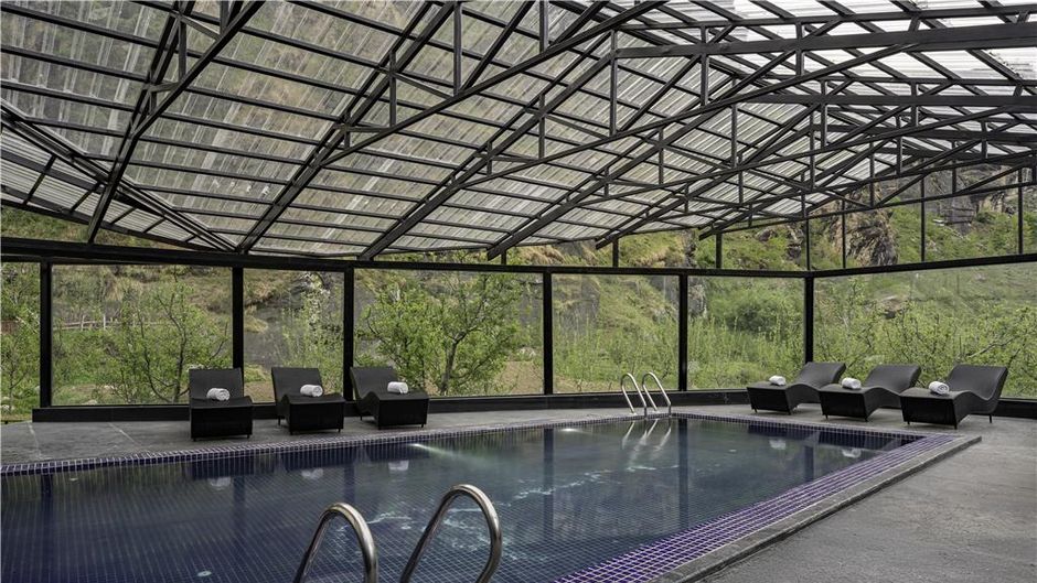Palchan Hotel & Spa Radisson Individuals Pool