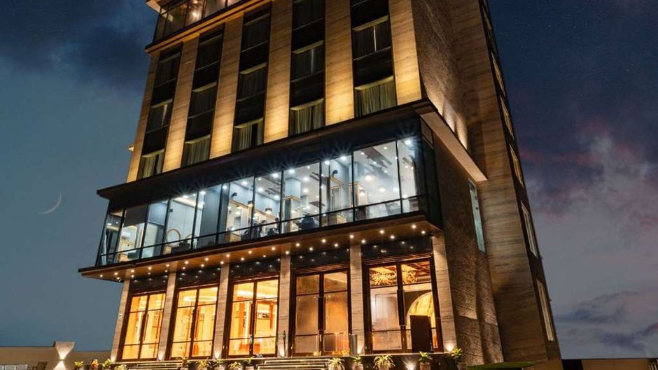 Clarion Hotel Epicure Exterior