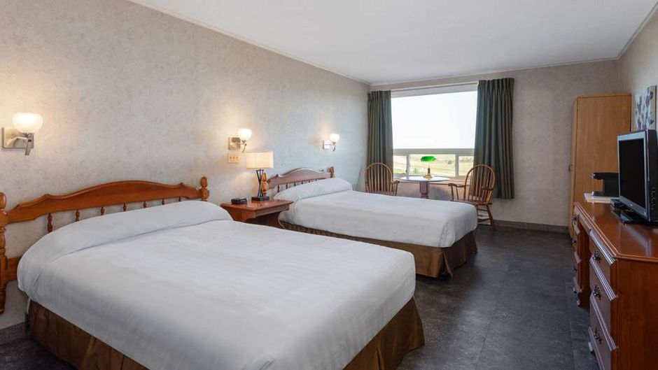 Travelodge by Wyndham Amherst Room