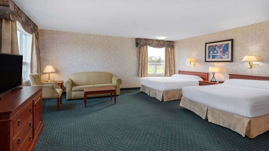 Travelodge by Wyndham Amherst Room