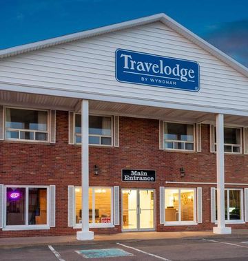 Travelodge by Wyndham Amherst