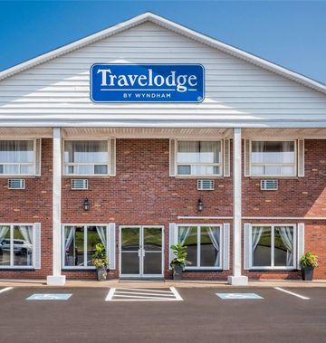 Travelodge by Wyndham Amherst