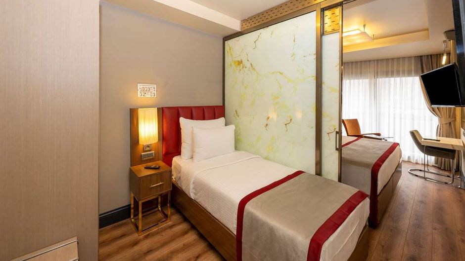 Ramada by Wyndham Istanbul Pera Room