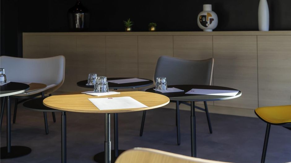 Ibis St Paul Trois Chateaux Meeting