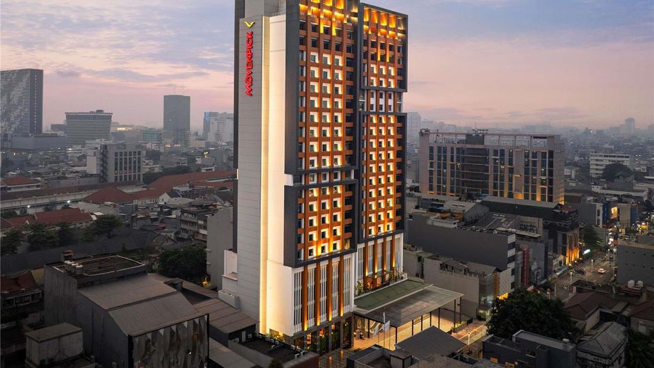 Movenpick Jakarta City Centre Exterior