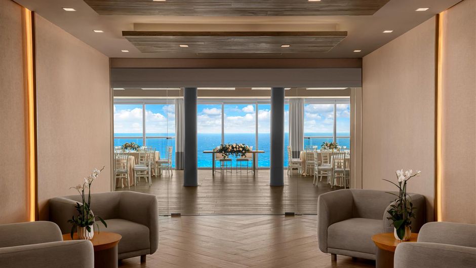 Hilton Cancun Mar Caribe All-Inclusive Resort Meeting
