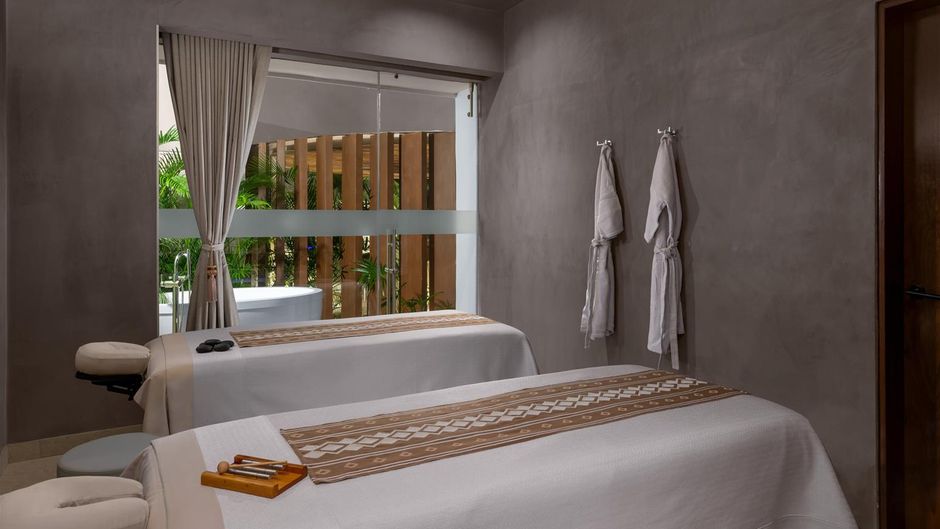 Hilton Cancun Mar Caribe All-Inclusive Resort Spa