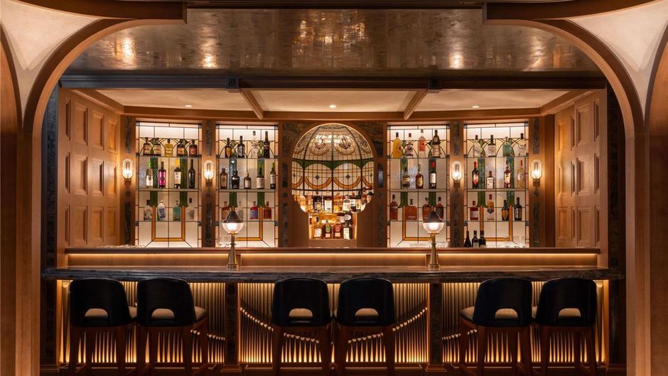 Mondrian Hong Kong Restaurant