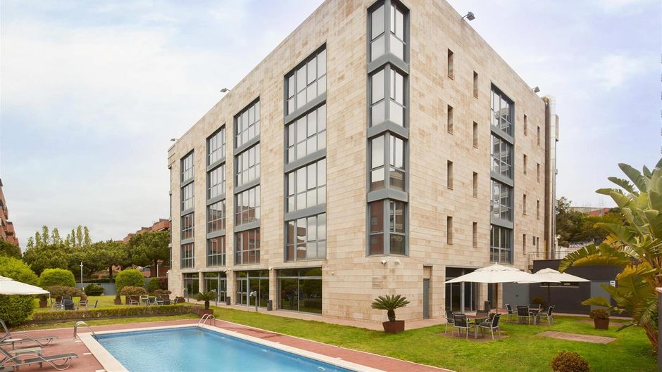 Sercotel Cornella Pool