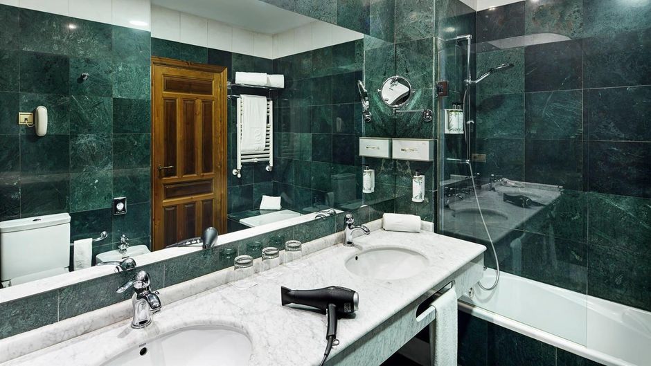 Sercotel Palacio de los Gamboa Room