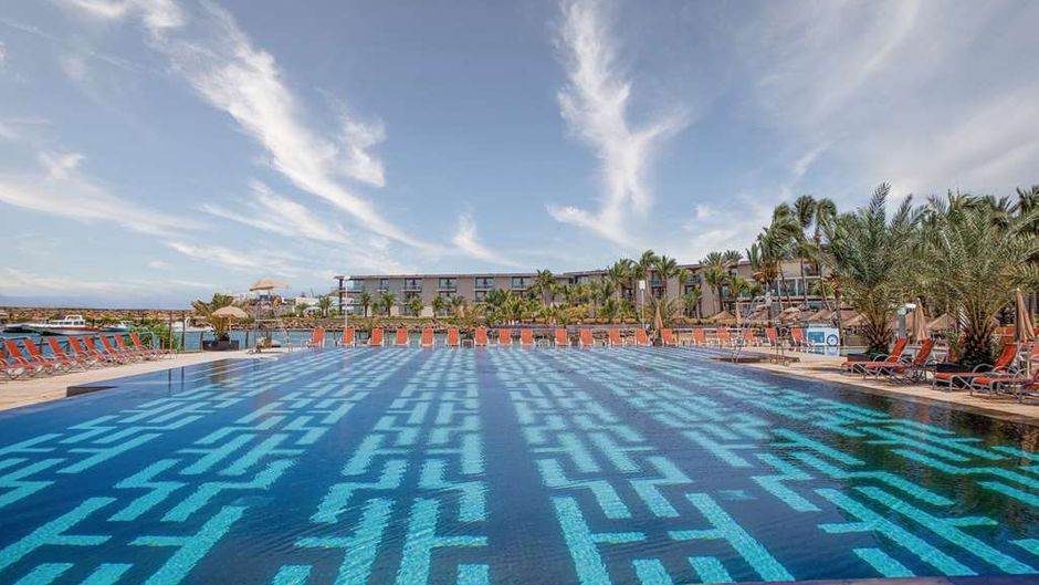 Terrou-Bi Hotel Pool