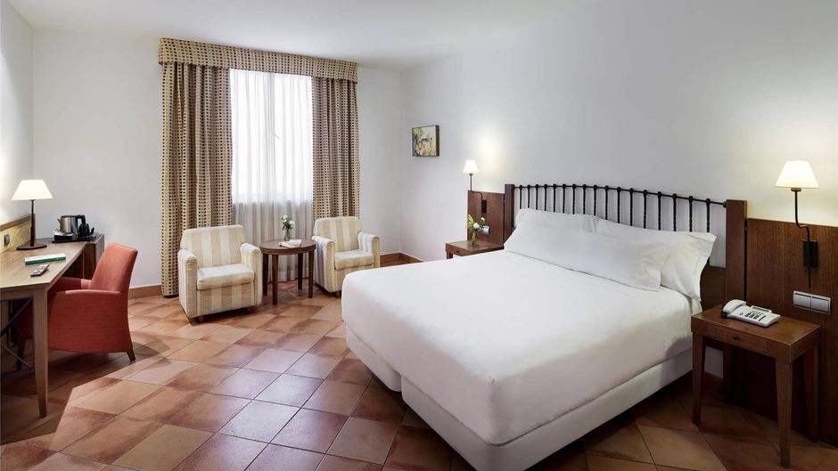 Sercotel Toledo Renacimiento Room