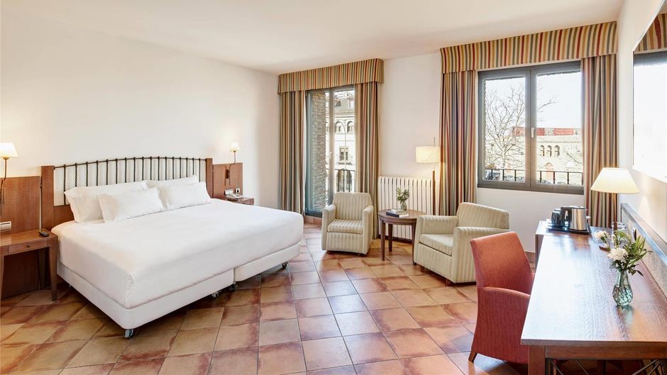 Sercotel Toledo Renacimiento Room