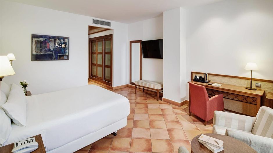 Sercotel Toledo Renacimiento Room