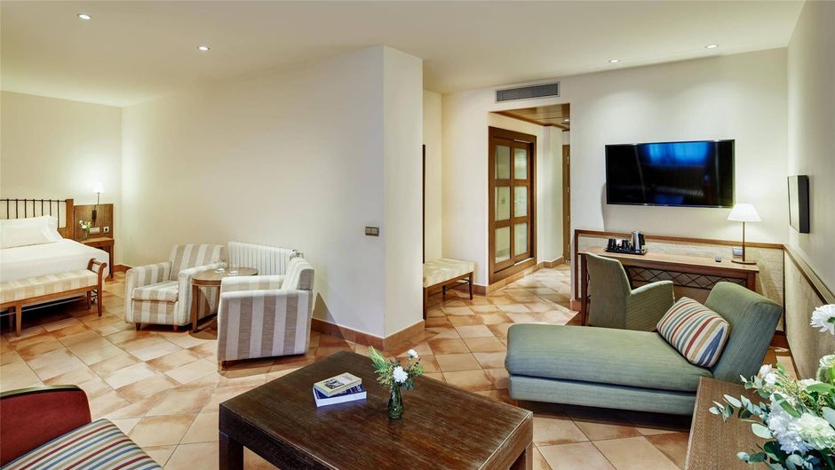 Sercotel Toledo Renacimiento Room