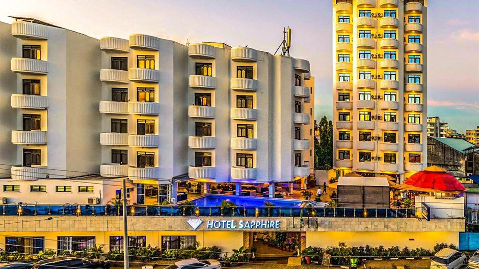 Hotel Sapphire Exterior