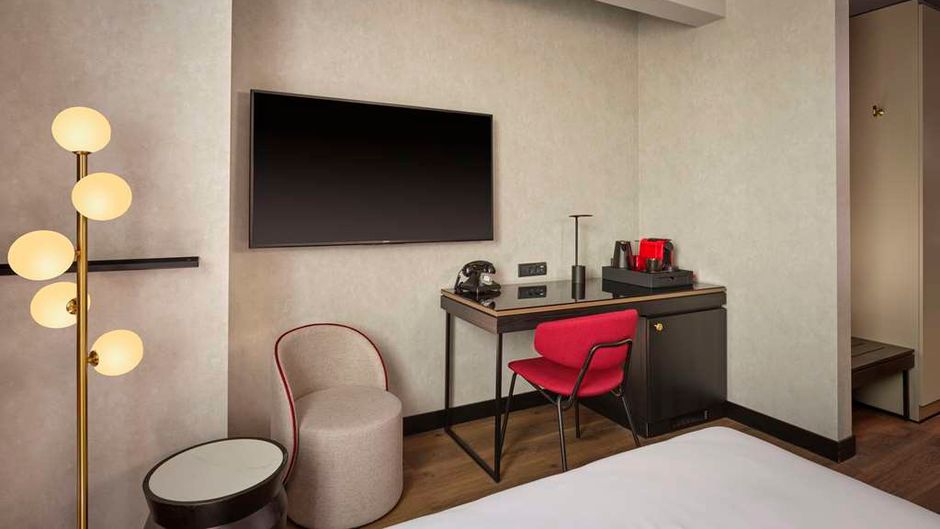 Radisson Red Belgrade Room