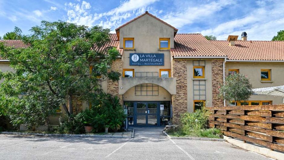 Hotel Balladins Martigues Istre Exterior