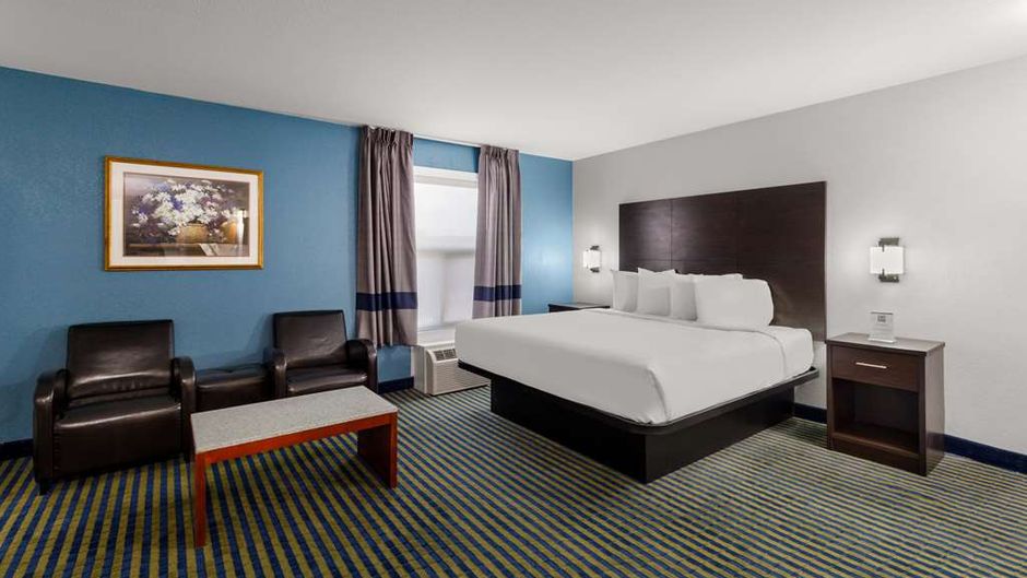SureStay Plus by Best Western Brooks Suite
