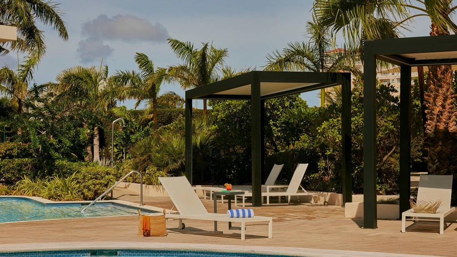 Radisson Blu Aruba Pool