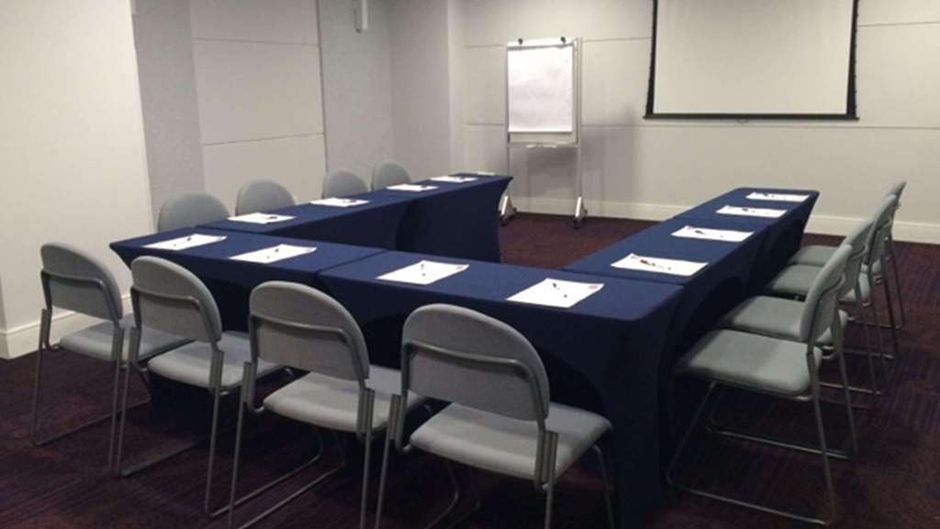 Radisson Hotel Alphaville Meeting