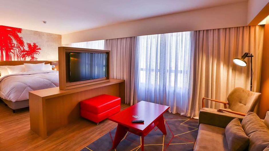 Radisson RED Campinas Suite