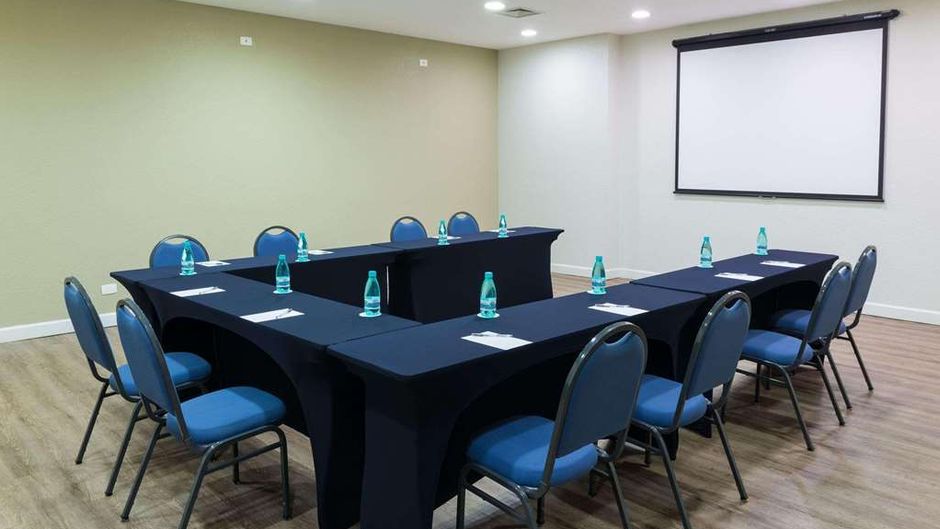 Radisson Hotel Curitiba Meeting