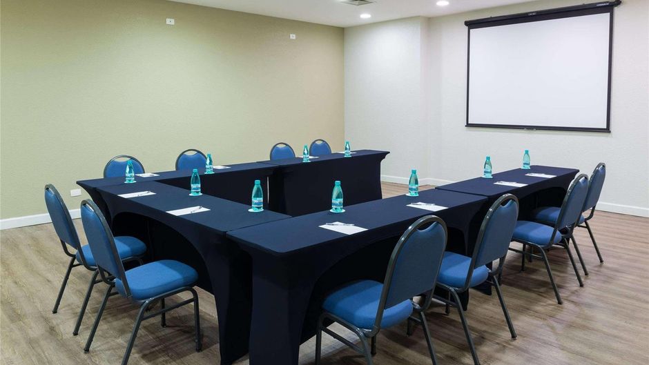 Radisson Hotel Curitiba Meeting