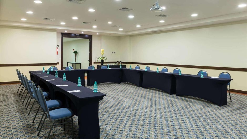 Radisson Hotel Curitiba Meeting