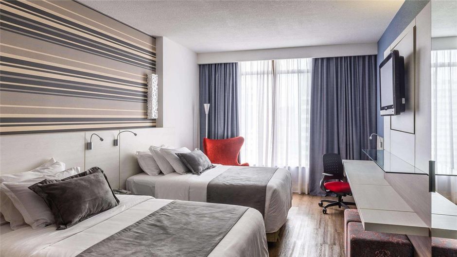 Radisson Hotel Curitiba Room