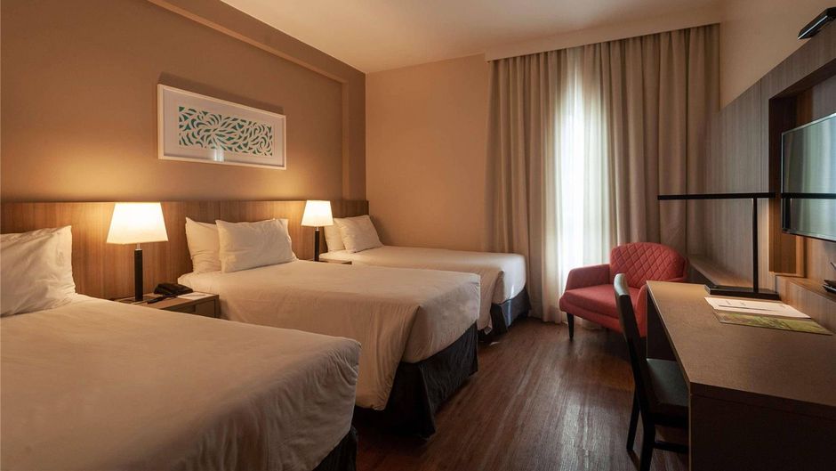 Radisson Hotel Anapolis Room