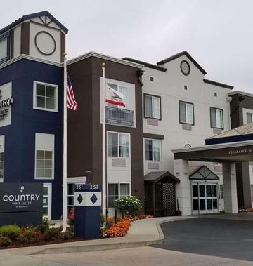 Country Inn & Suites San Carlos